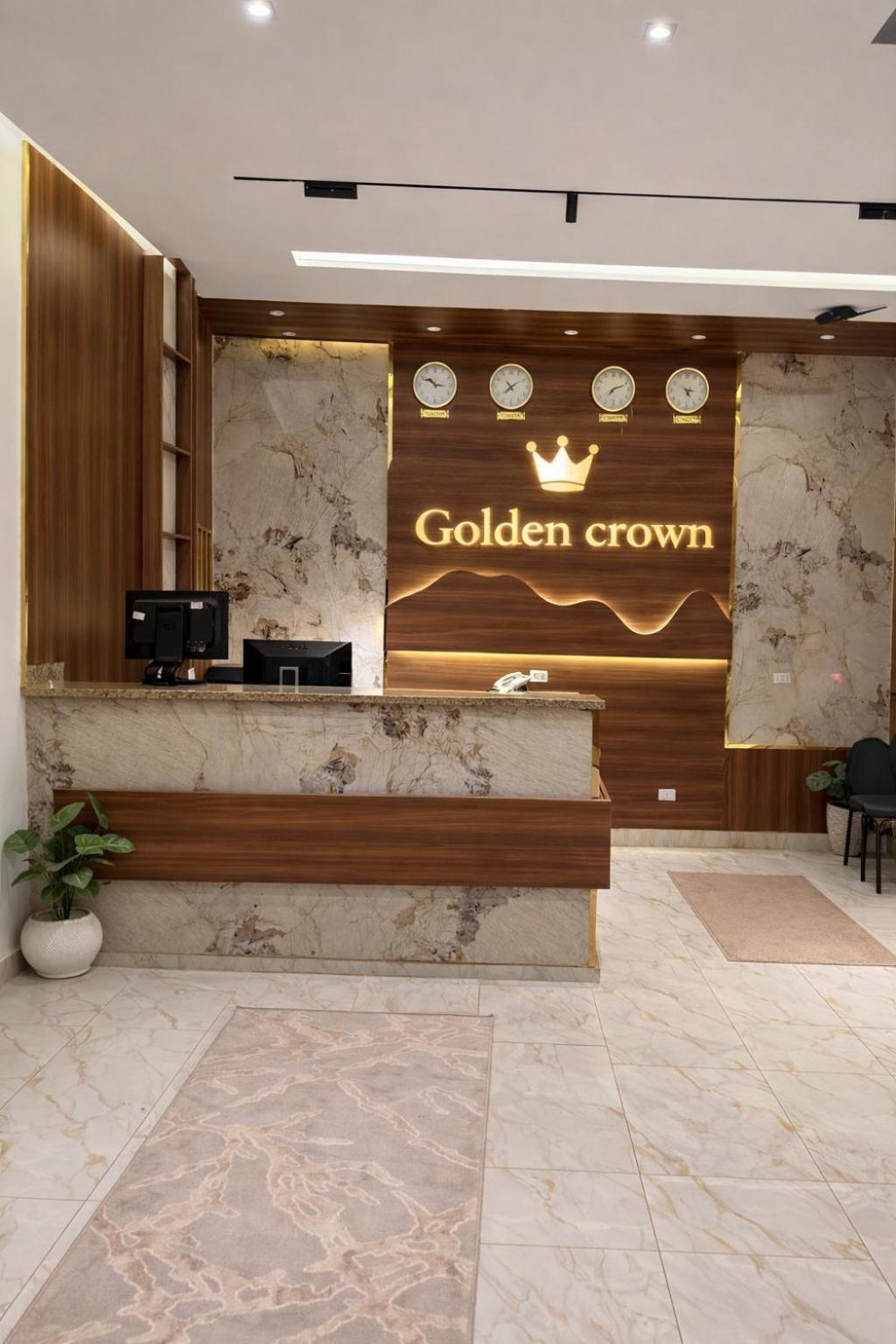 Golden Pyramids Crown - Photo 29