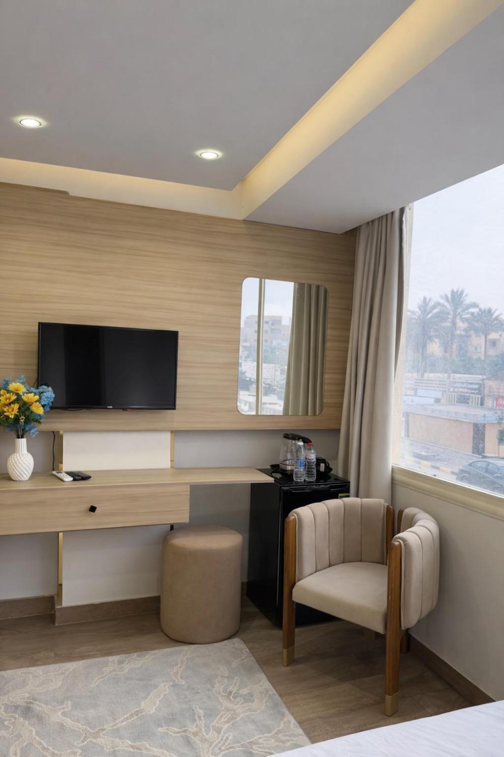 Golden Pyramids Crown - Photo 35