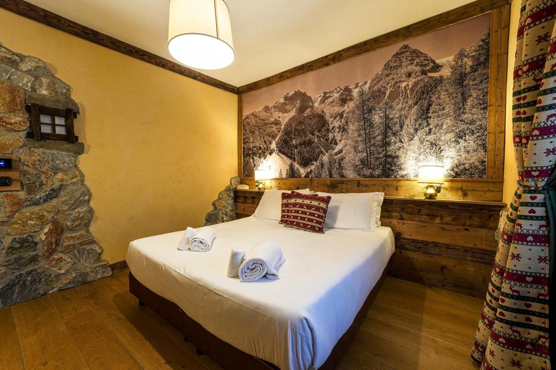 Hotel Jumeaux - Photo 45