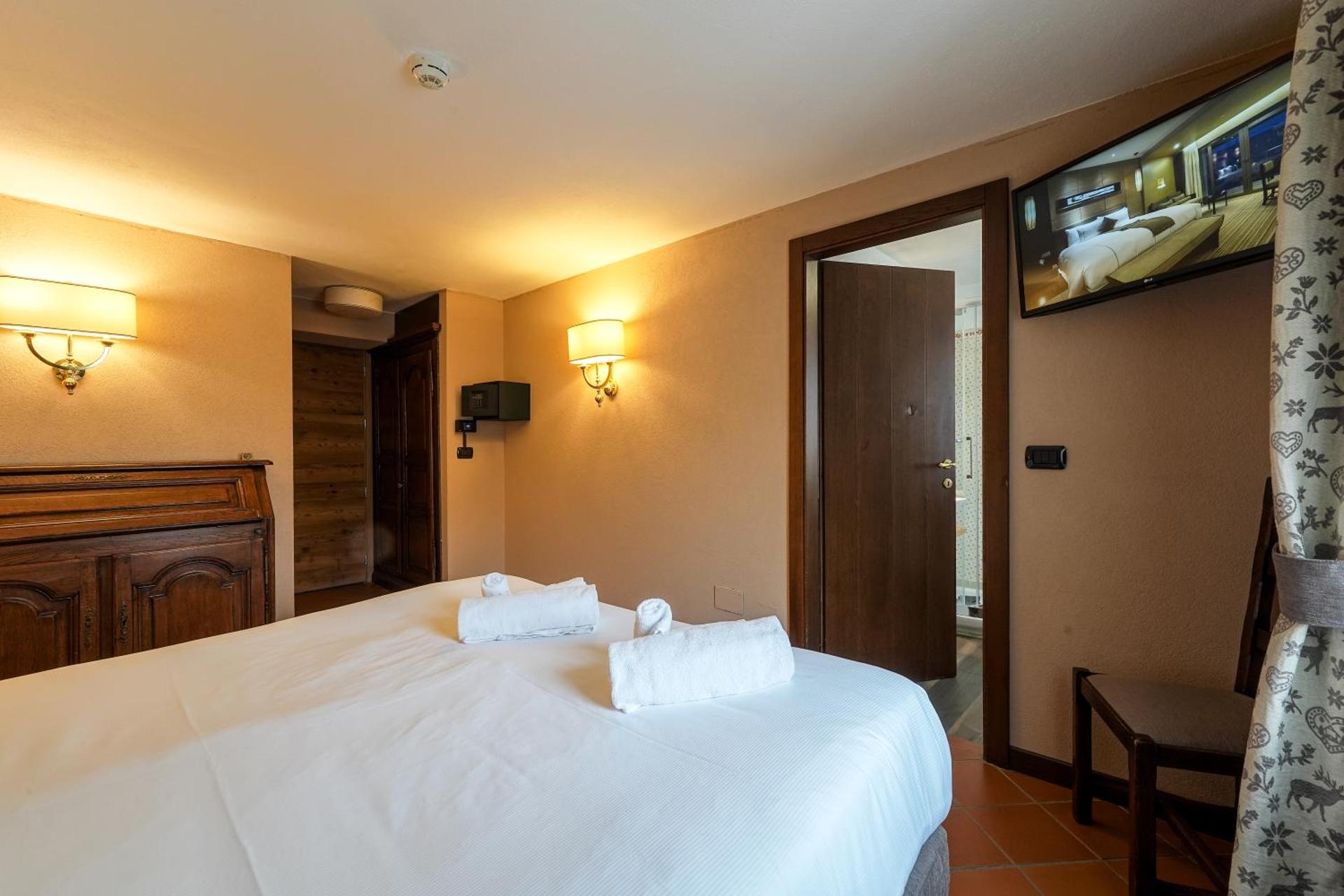 Hotel Jumeaux - Photo 37