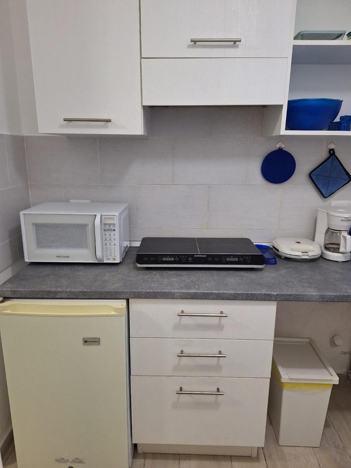 PASSION DEL CARIBE - CORAL VILLAGE 1 - modern and fully equipped apartments & suites in residence with pool and 24 hour security, close the beach, shops, bars, restaurants & entertainment - Photo 79