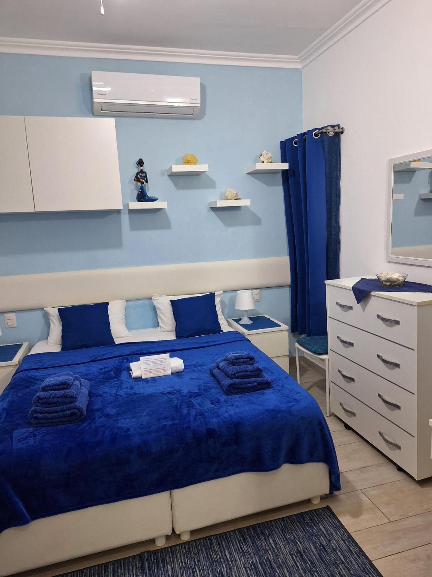 PASSION DEL CARIBE - CORAL VILLAGE 1 - modern and fully equipped apartments & suites in residence with pool and 24 hour security, close the beach, shops, bars, restaurants & entertainment - Photo 69