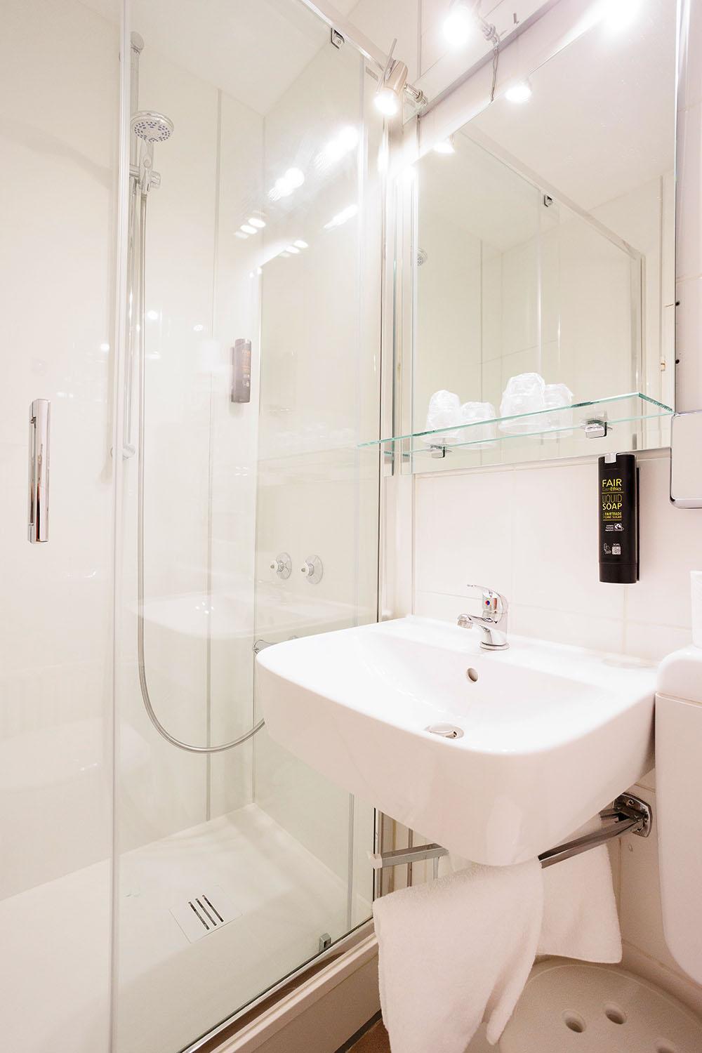 Hotel Nymphenburg City - München - Photo 13