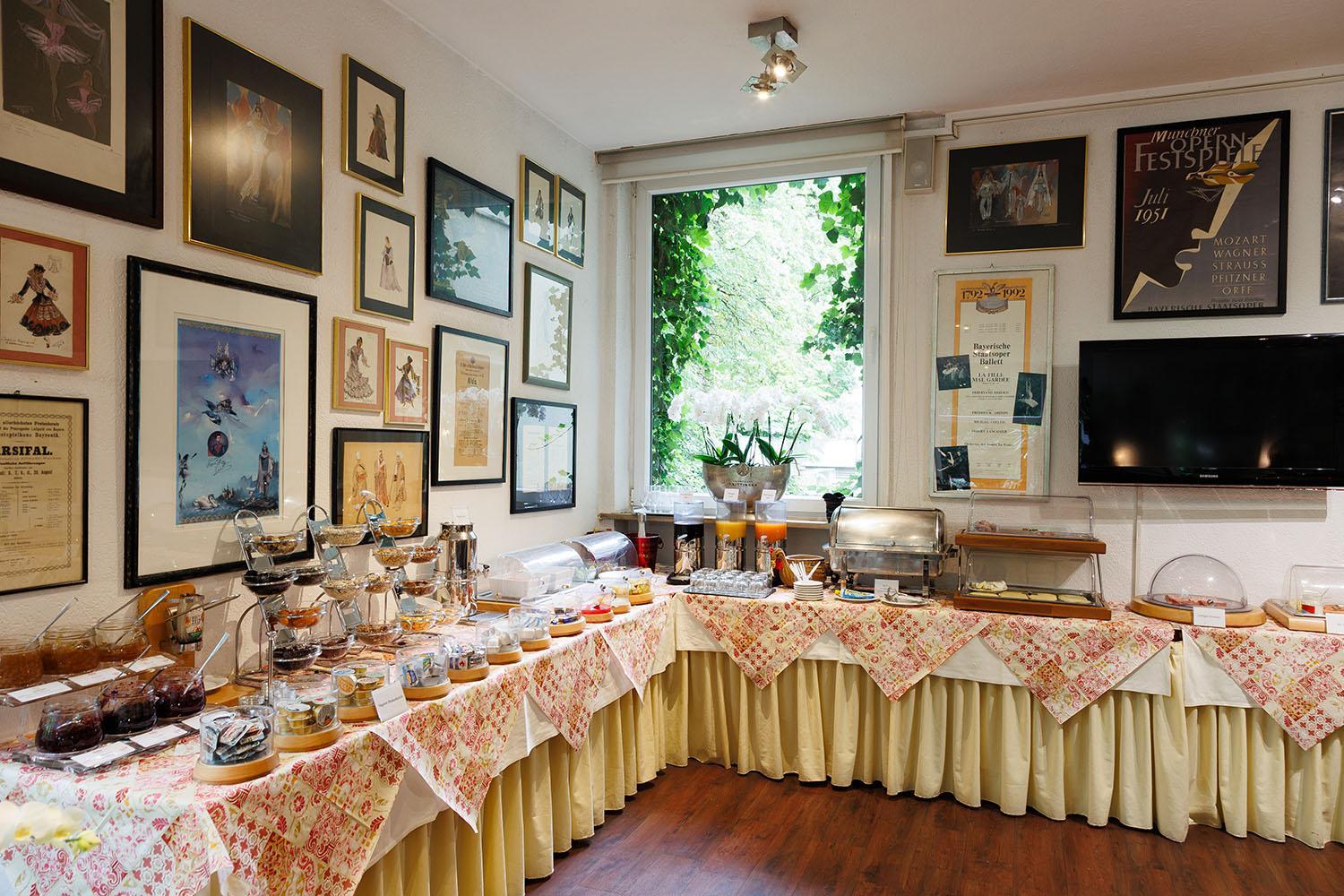 Hotel Nymphenburg City - München - Photo 83