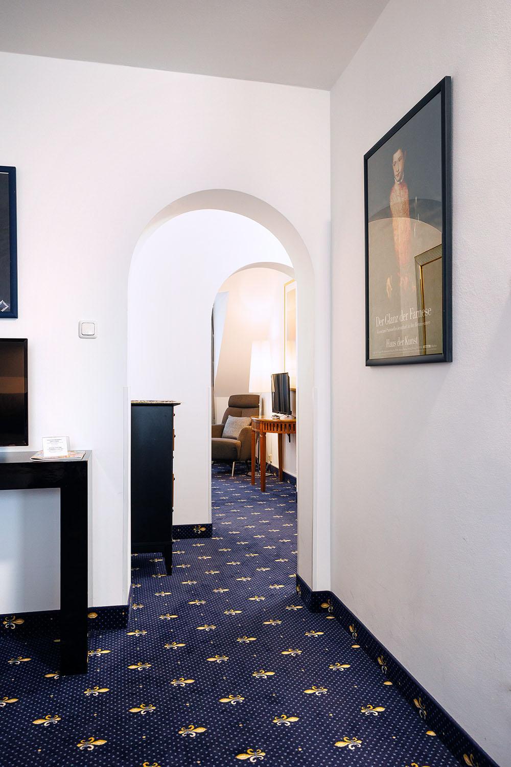 Hotel Nymphenburg City - München - Photo 81