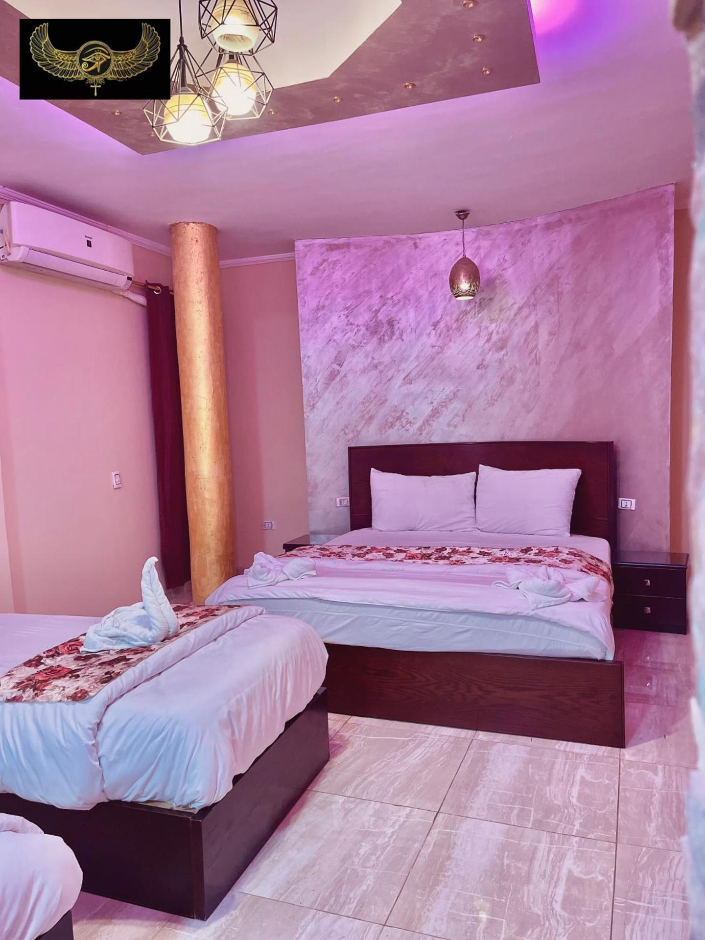 Comfort inn Pyramids - Photo 2