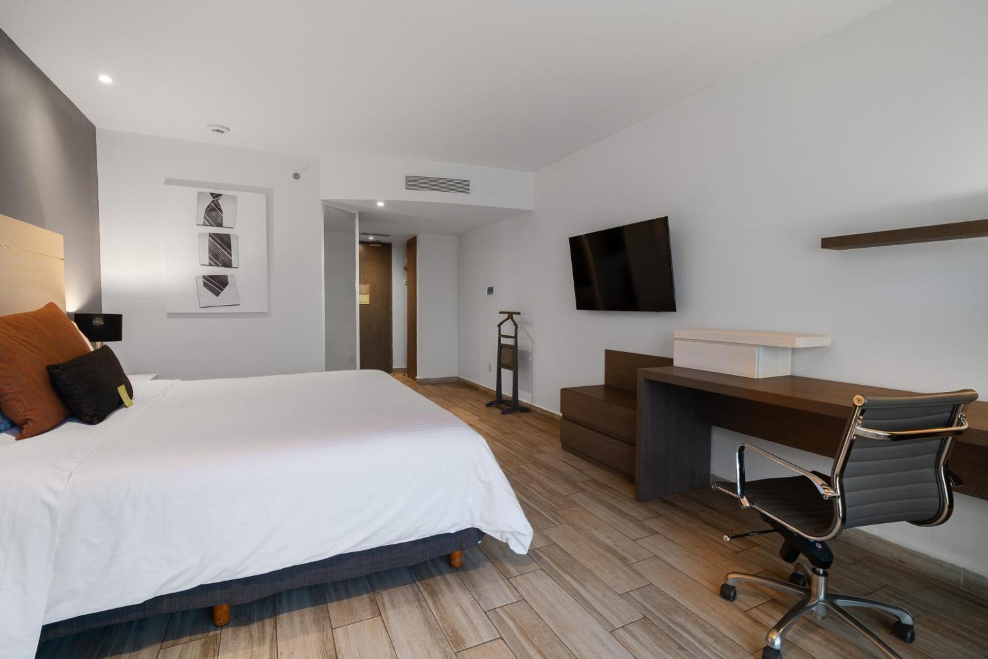 Real Inn Perinorte - Photo 9