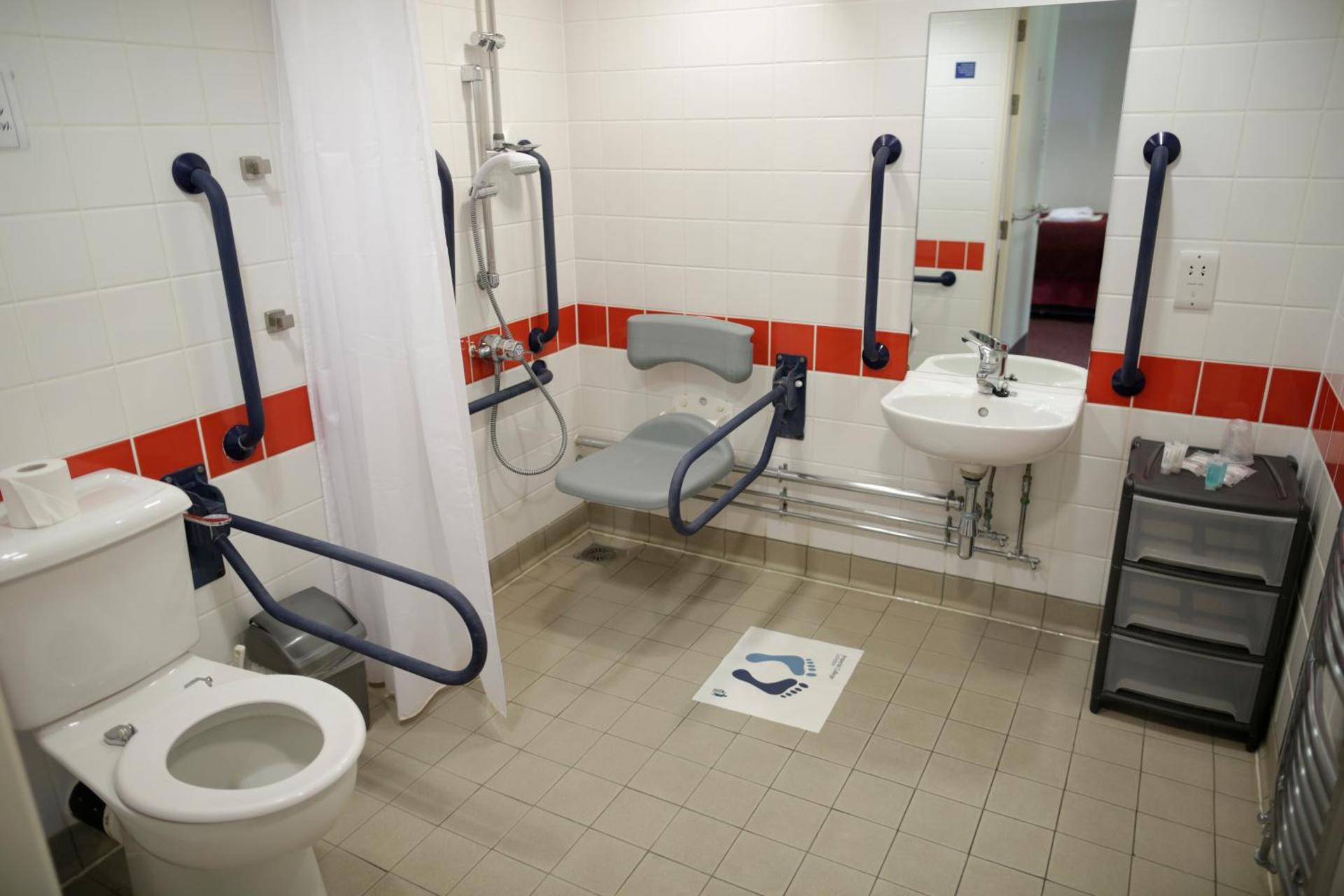 Princes Gardens - Photo 2