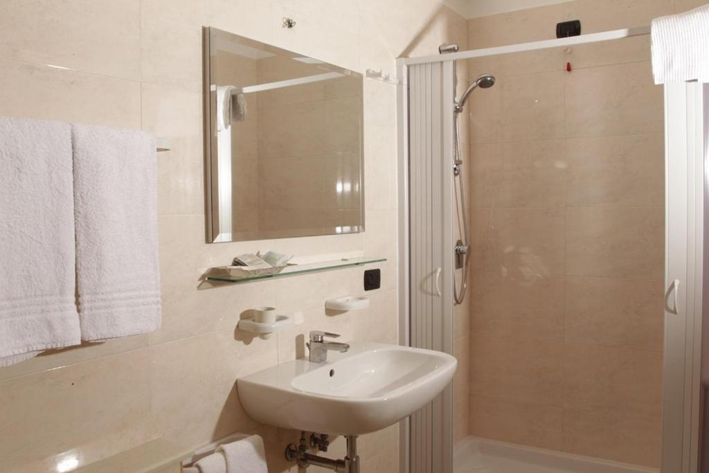 Hotel Club Bellavista - Photo 20