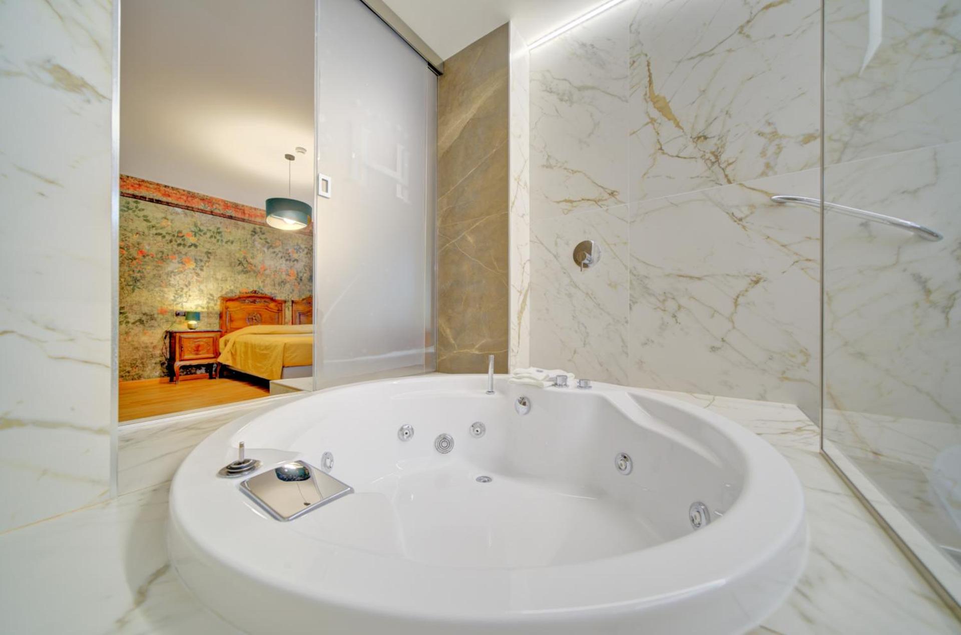 Liberty Hotel - Photo 80