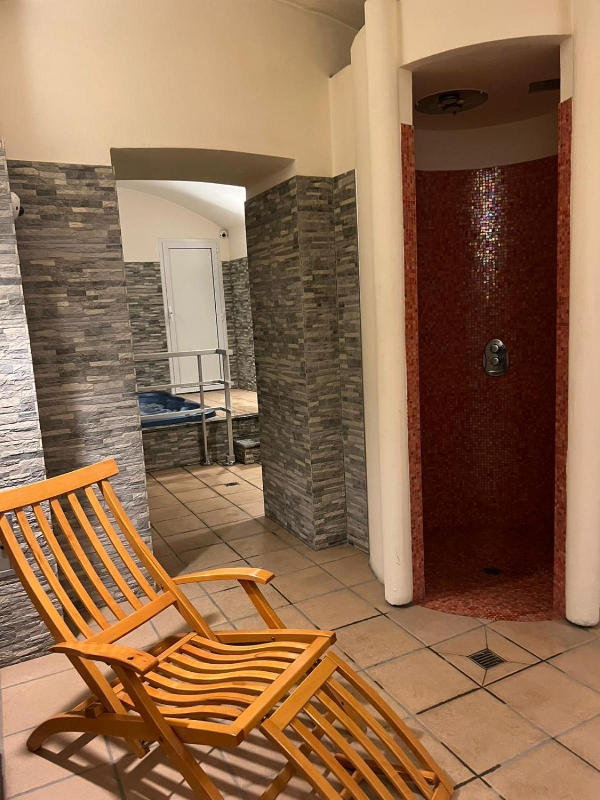 Liberty Hotel - Photo 37