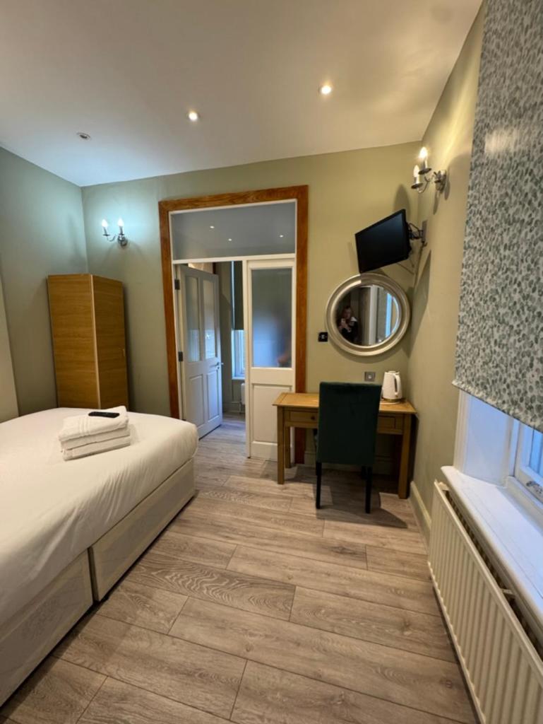 The Paramount Hotel - Photo 11