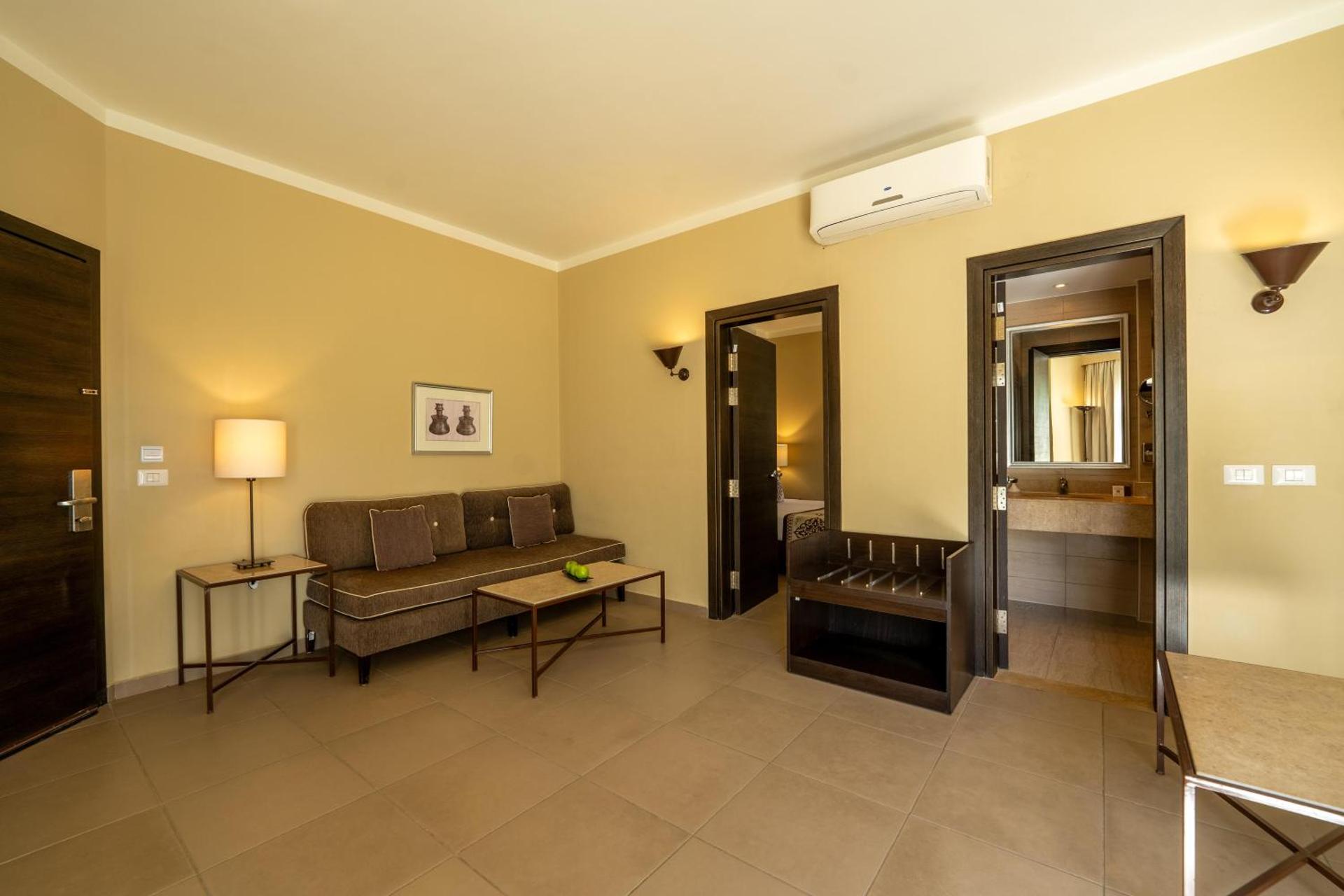 JAZ Fanara Resort - Photo 31