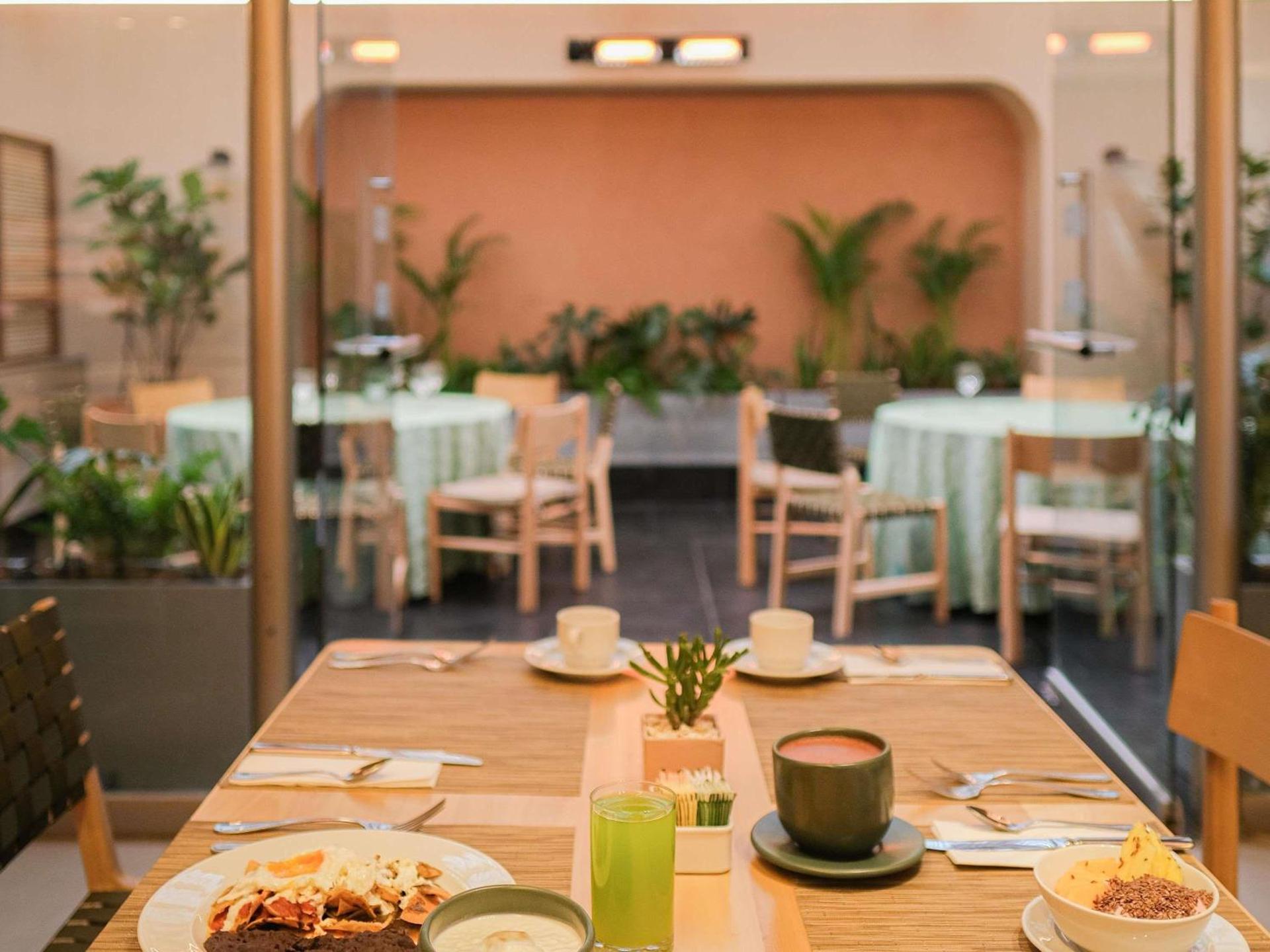 Novotel Mexico City Santa Fe - Photo 52