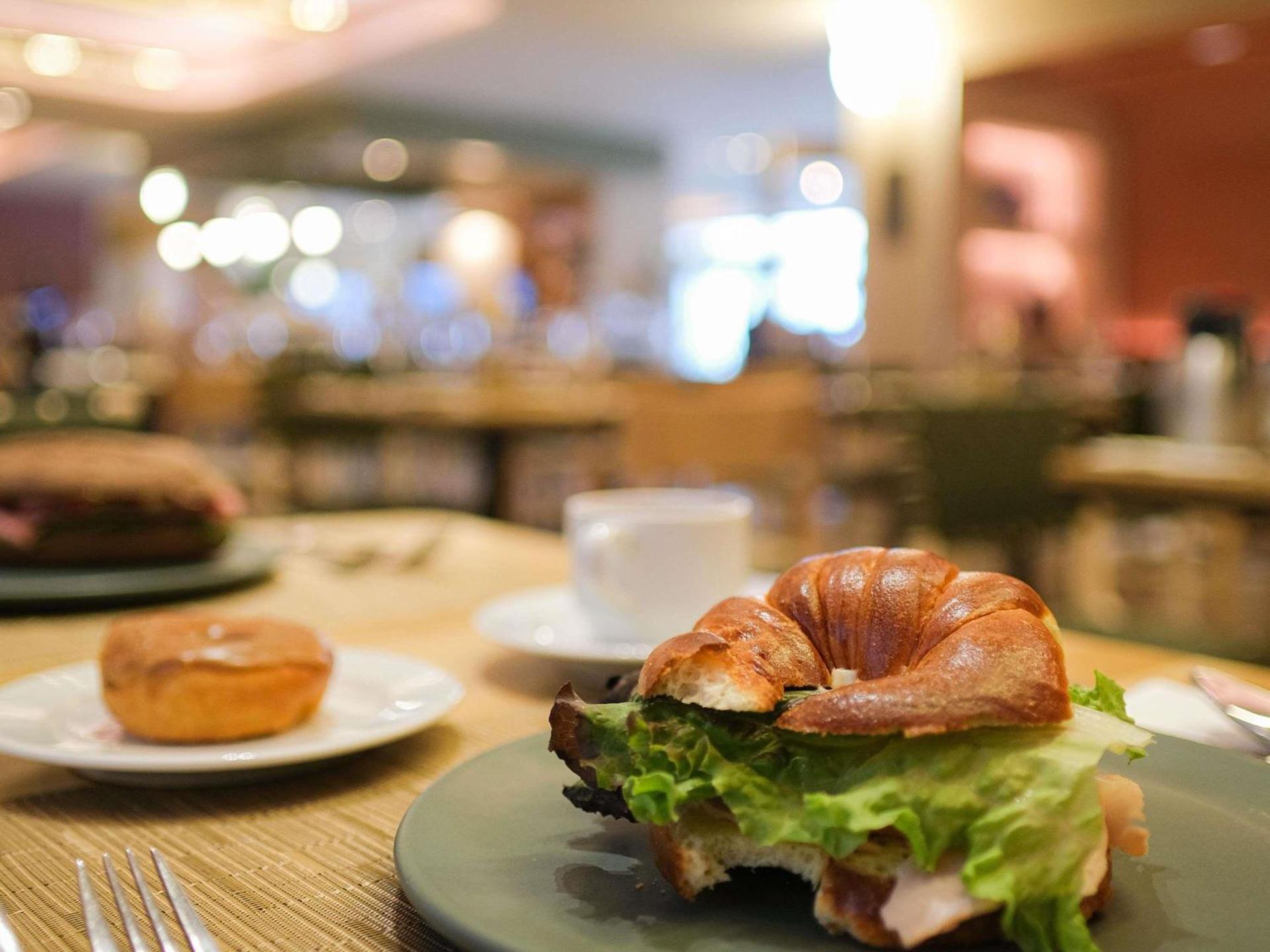 Novotel Mexico City Santa Fe - Photo 55