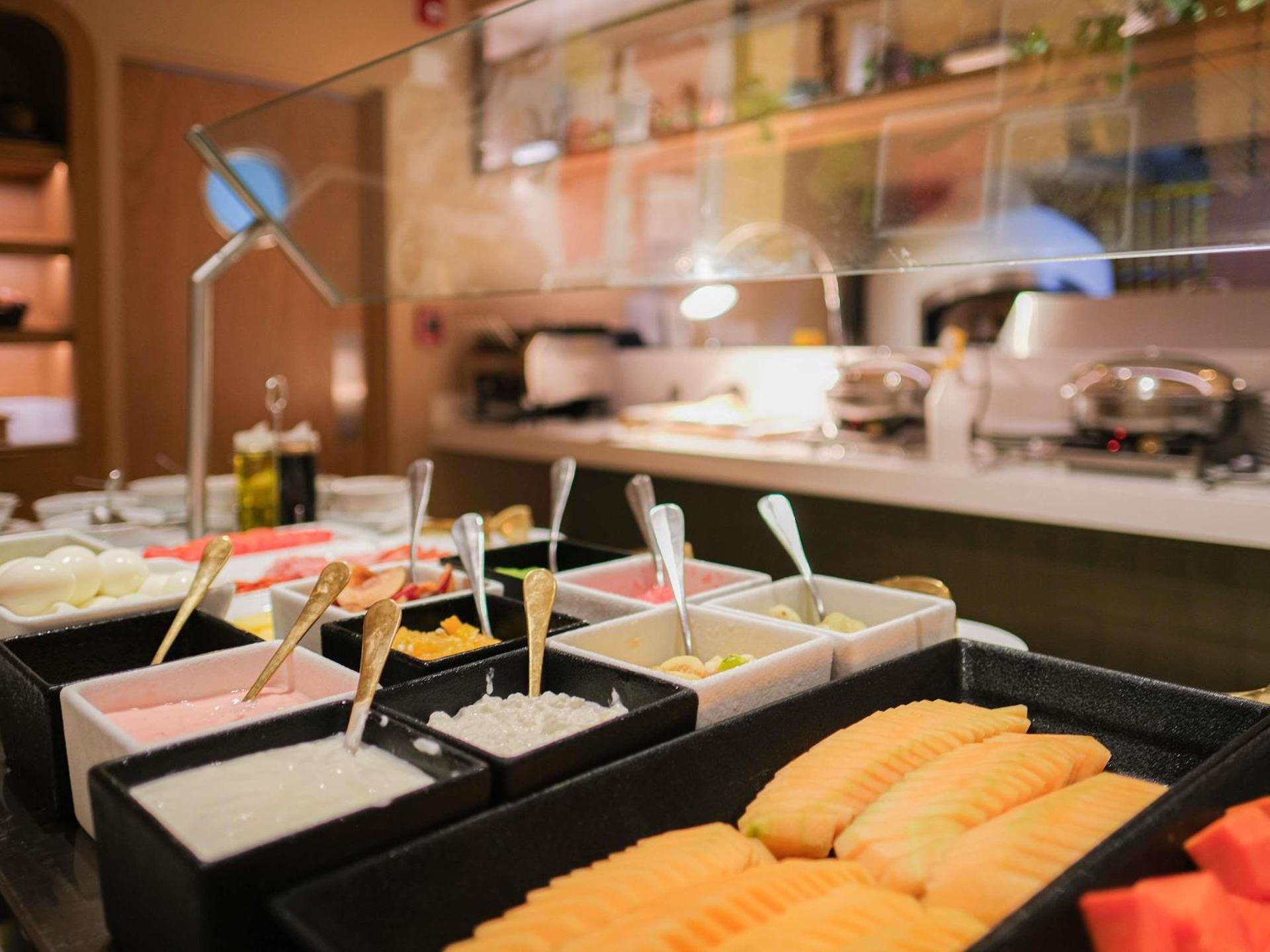 Novotel Mexico City Santa Fe - Photo 57