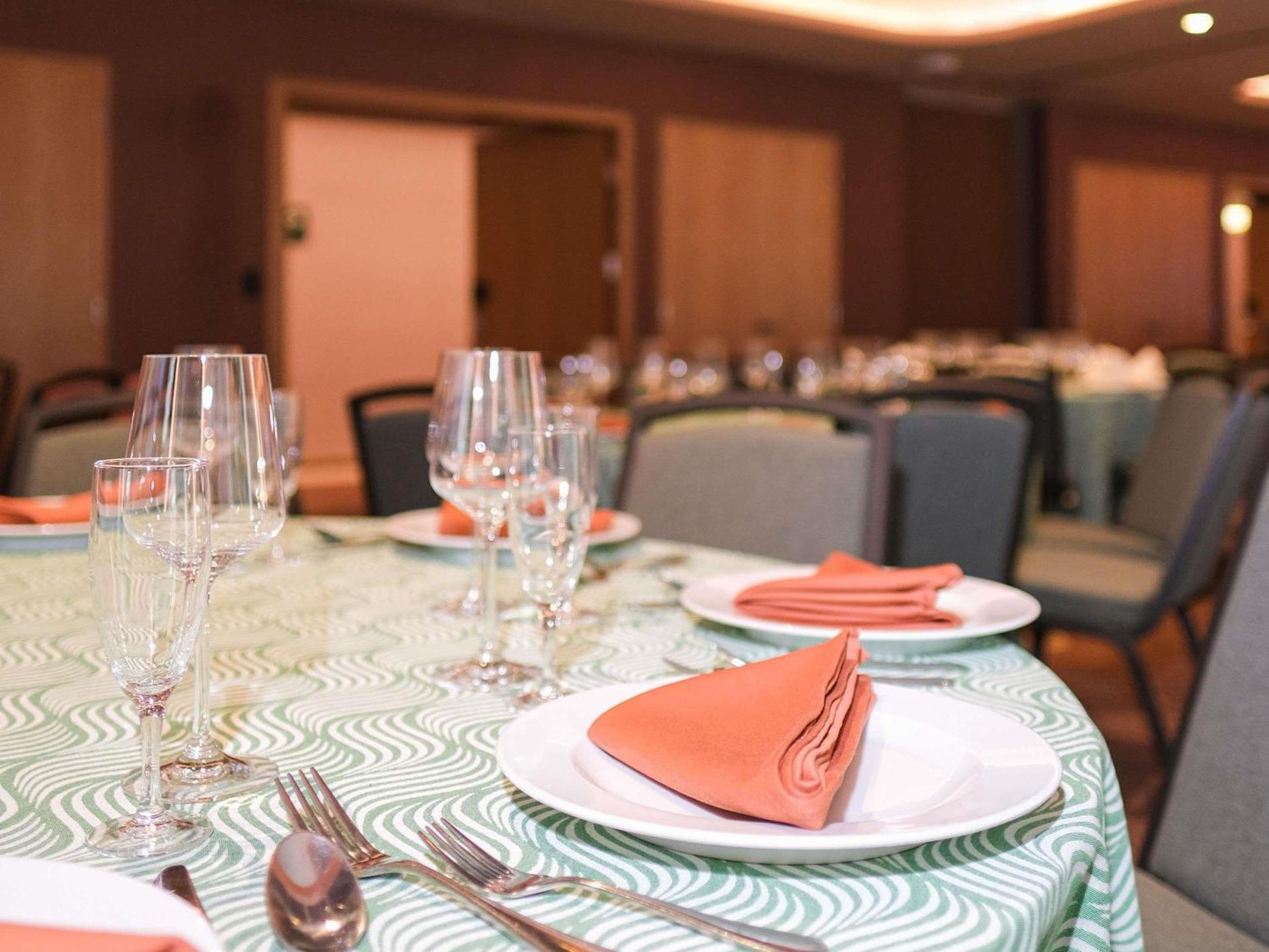 Novotel Mexico City Santa Fe - Photo 10