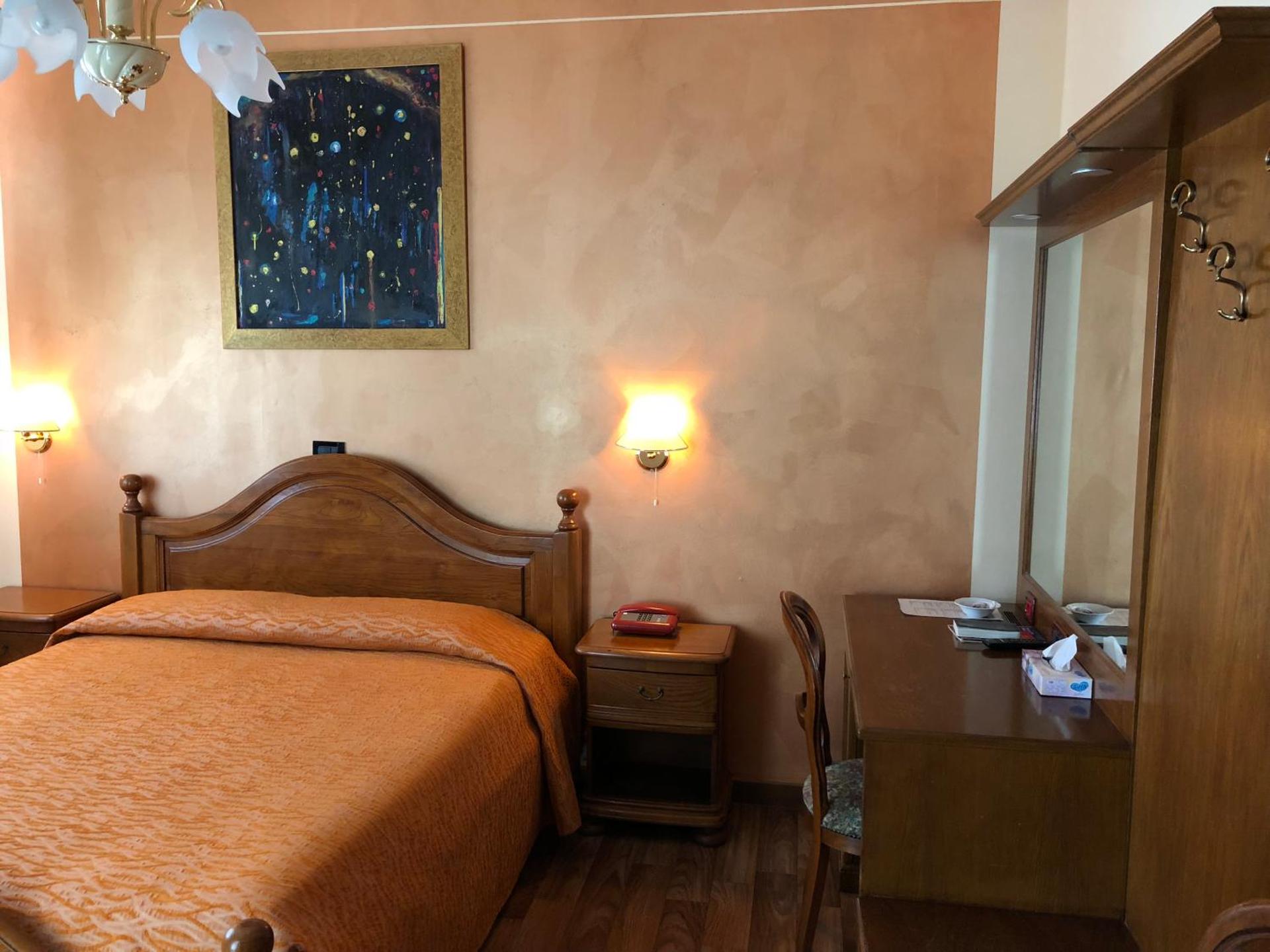 Hotel Victoria - Photo 37