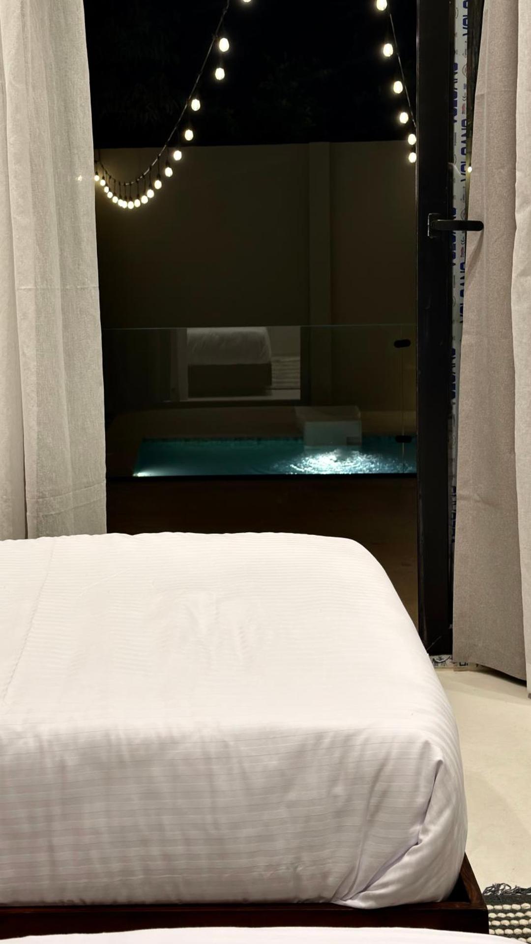 AMUNET Pyramids View Boutique Hotel with Pool and Rooftop Jacuzzi - Photo 22