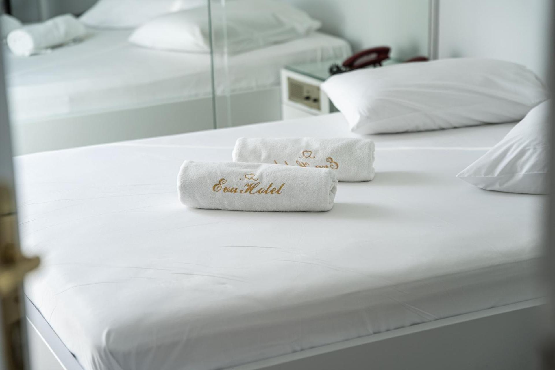 Eva Hotel Piraeus - Photo 6