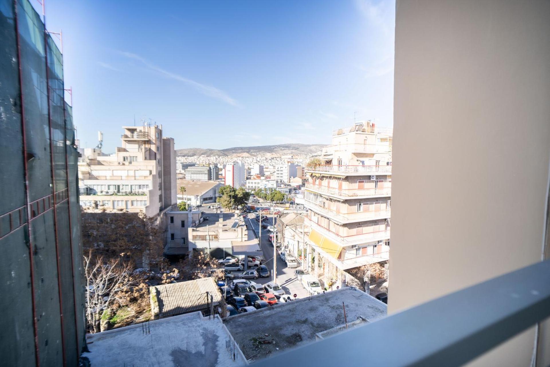Eva Hotel Piraeus - Photo 7