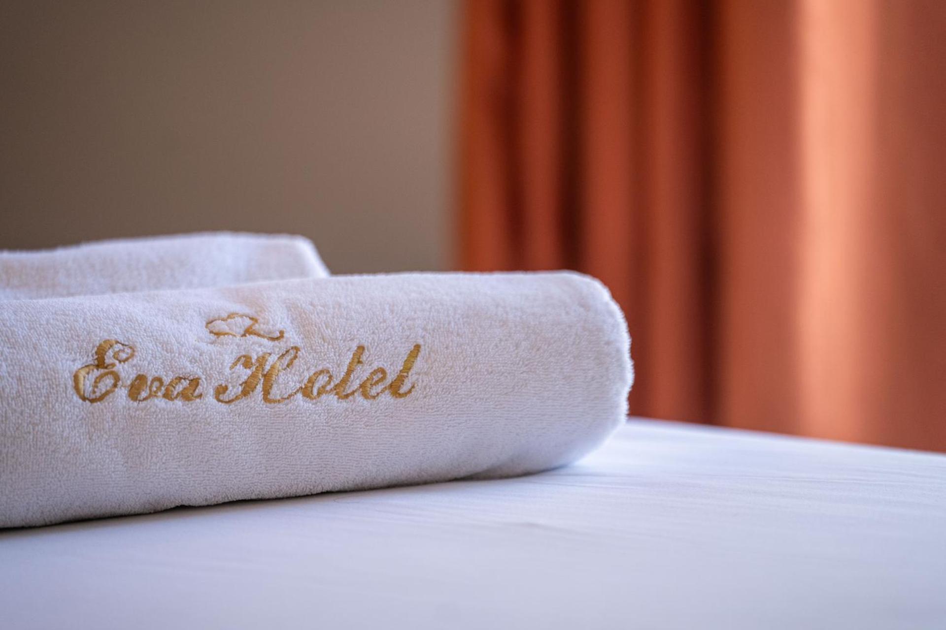 Eva Hotel Piraeus - Photo 48
