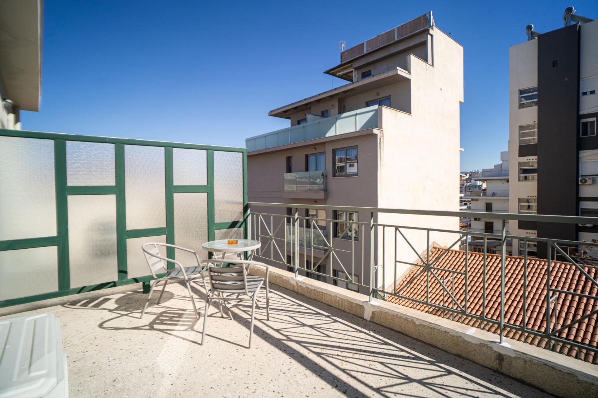 Eva Hotel Piraeus - Photo 55