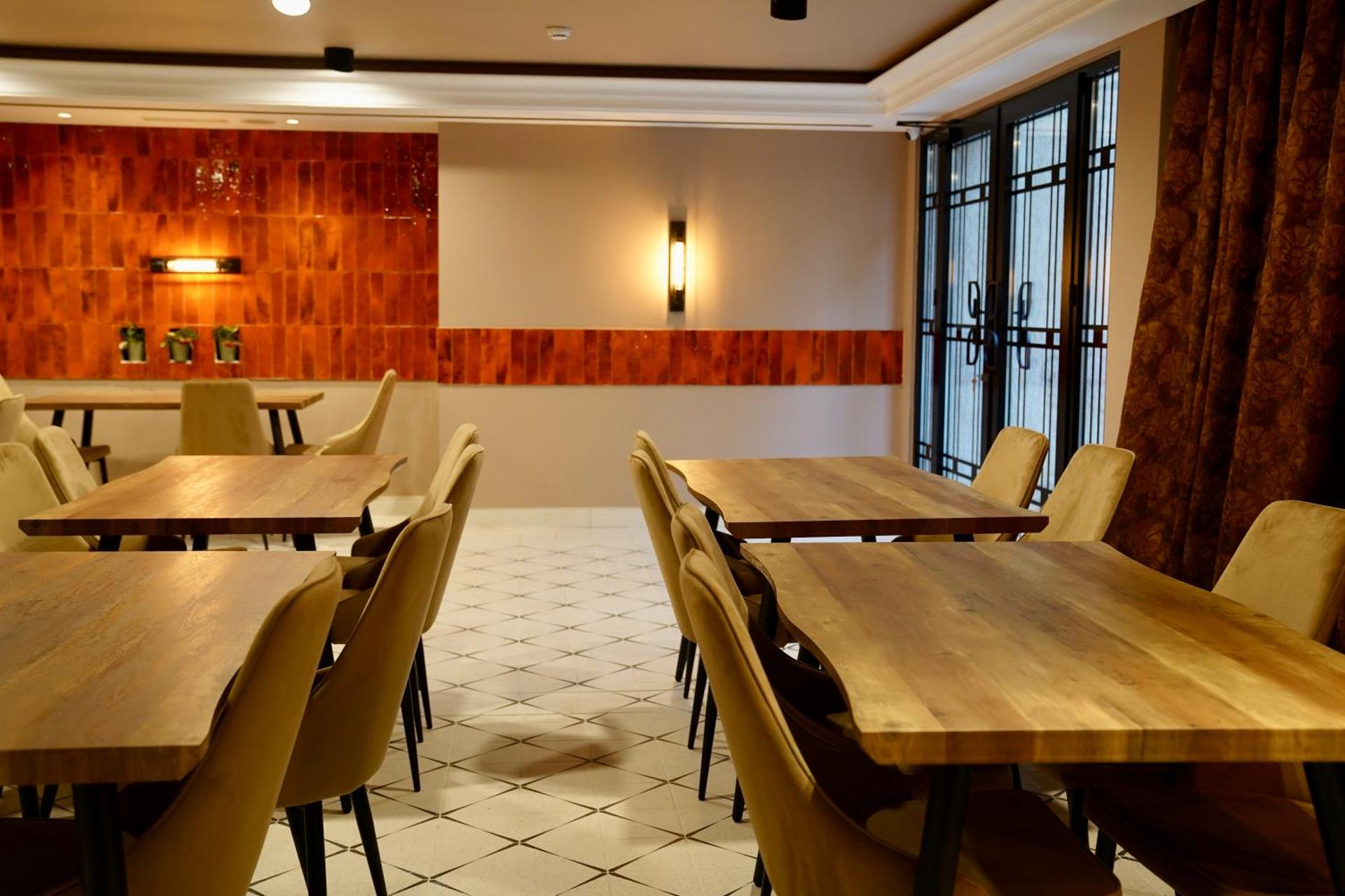 Hortus Hotel Tirana - Photo 143