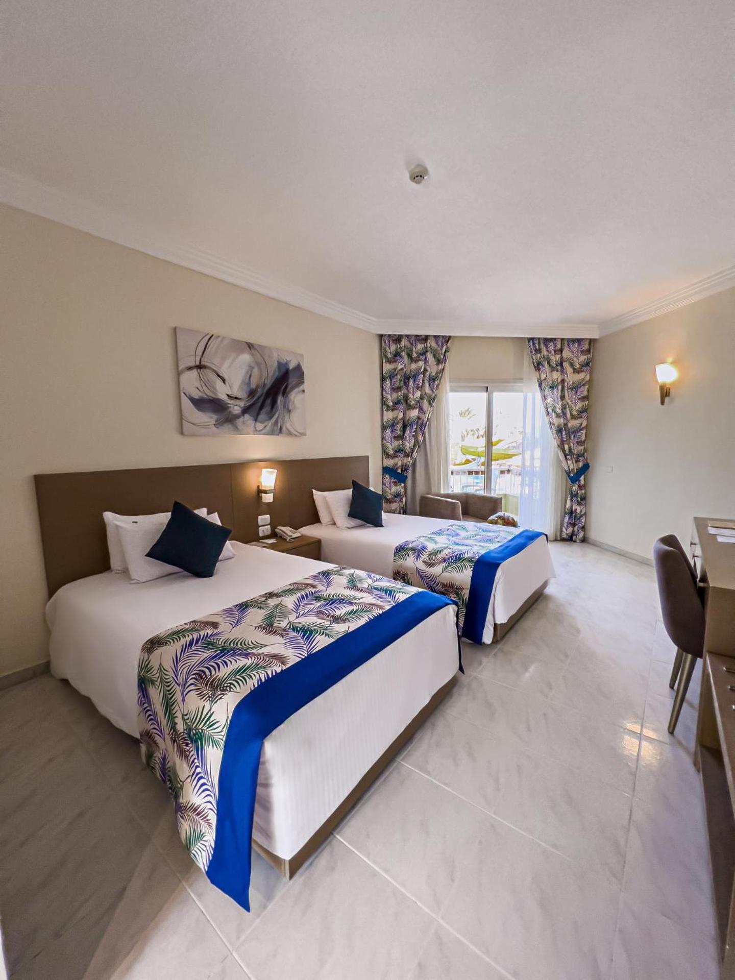 Superior Triple Room - Photo 3