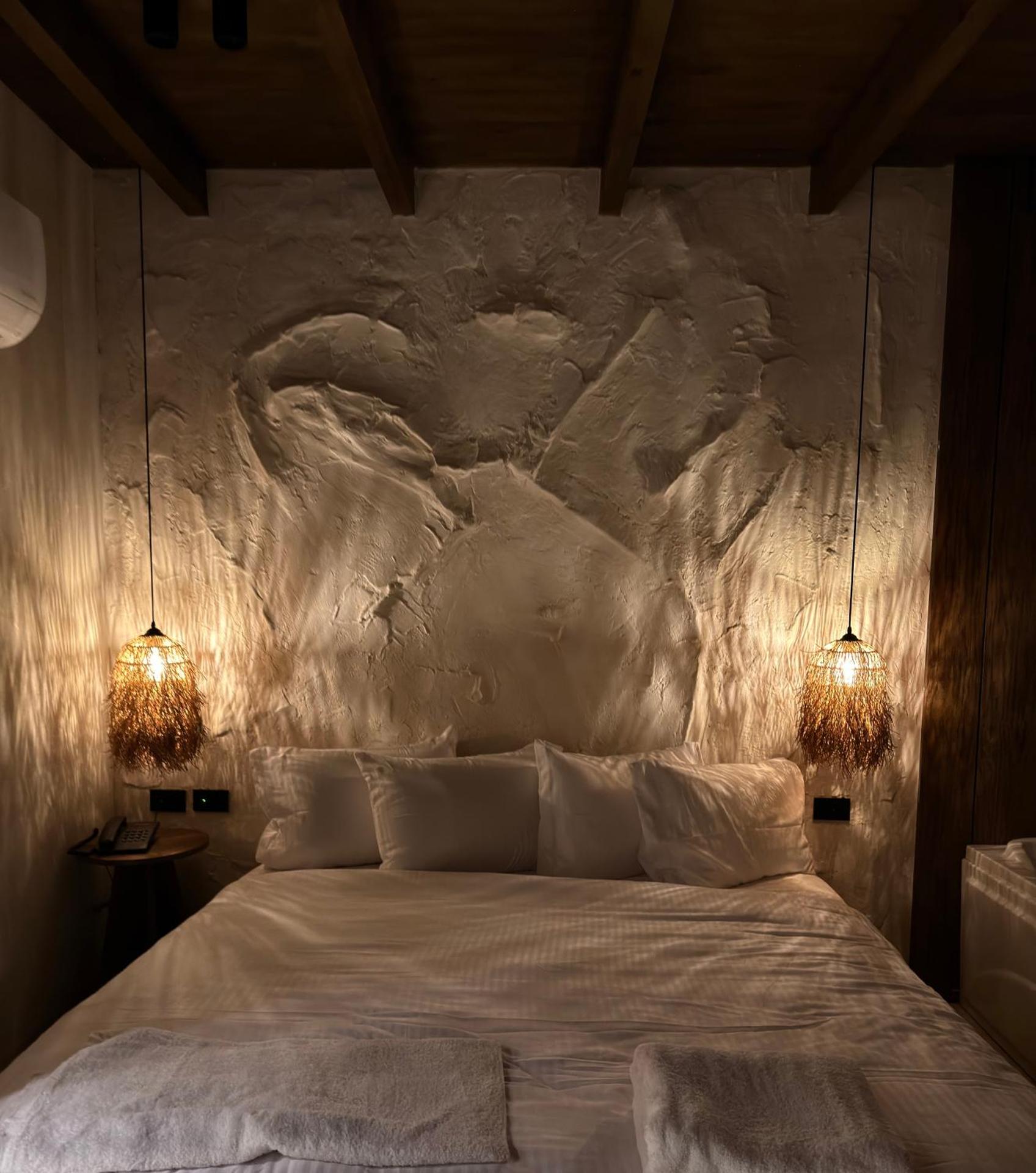 AMUNET Pyramids View Boutique Hotel with Pool and Rooftop Jacuzzi - Photo 13