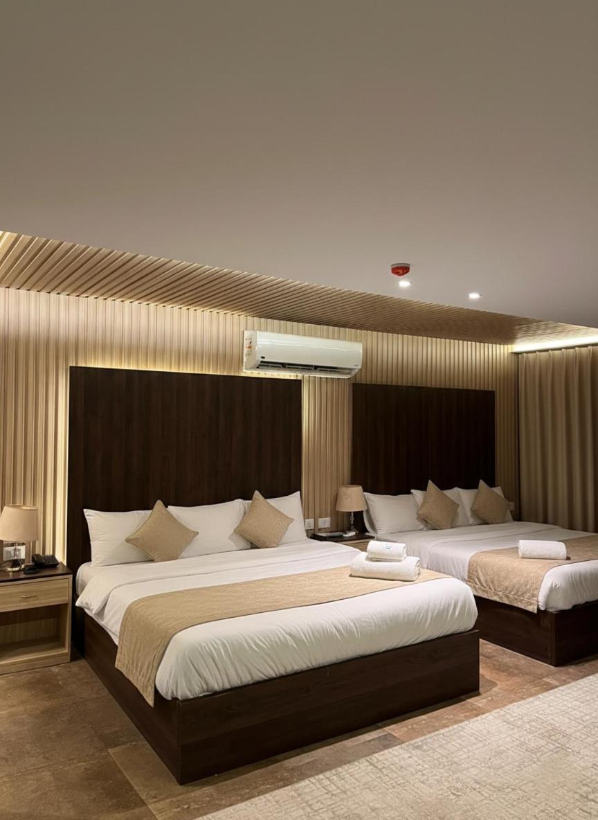 New Blue Pyramids Cave - Photo 22