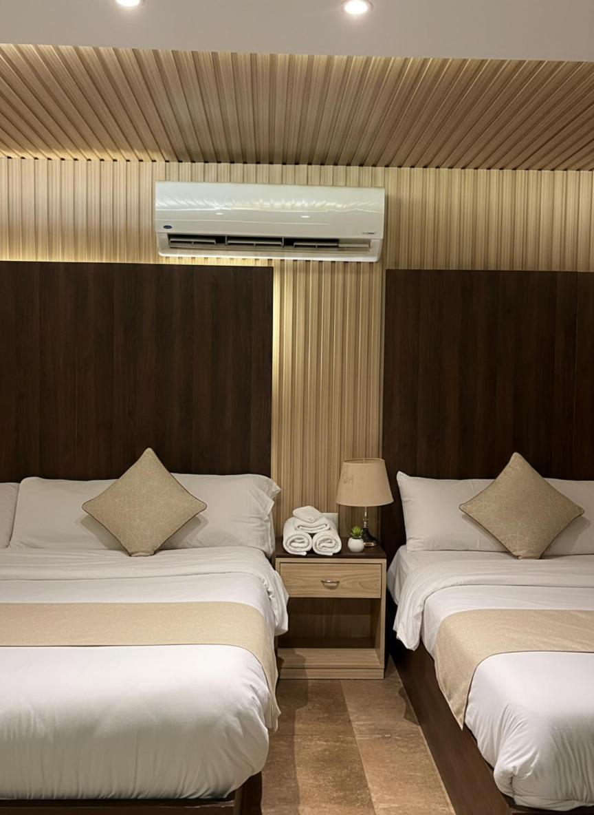 New Blue Pyramids Cave - Photo 33