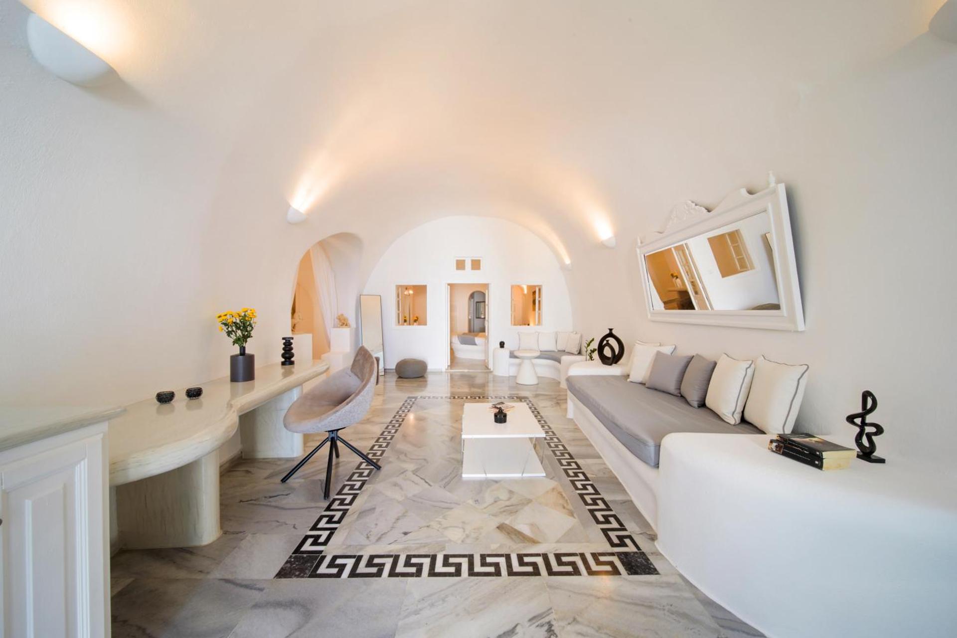 Pegasus Suites & Spa - Photo 3