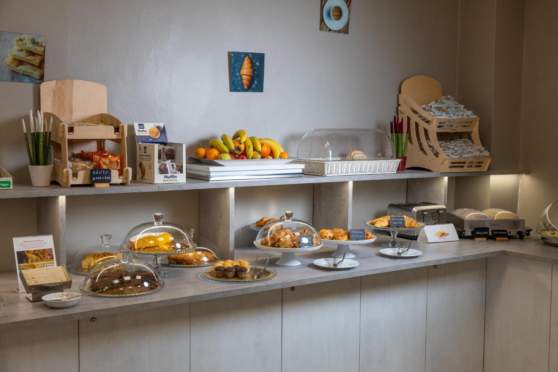 Hotel Continental - Photo 107