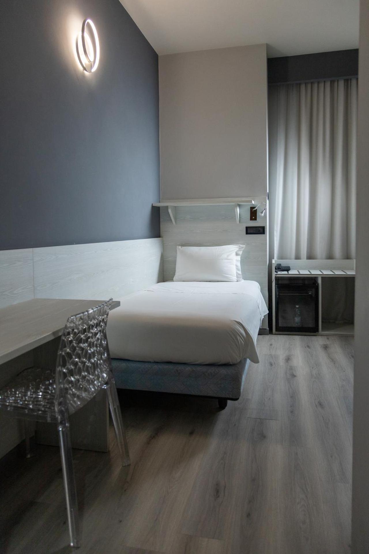 Hotel Continental - Photo 5