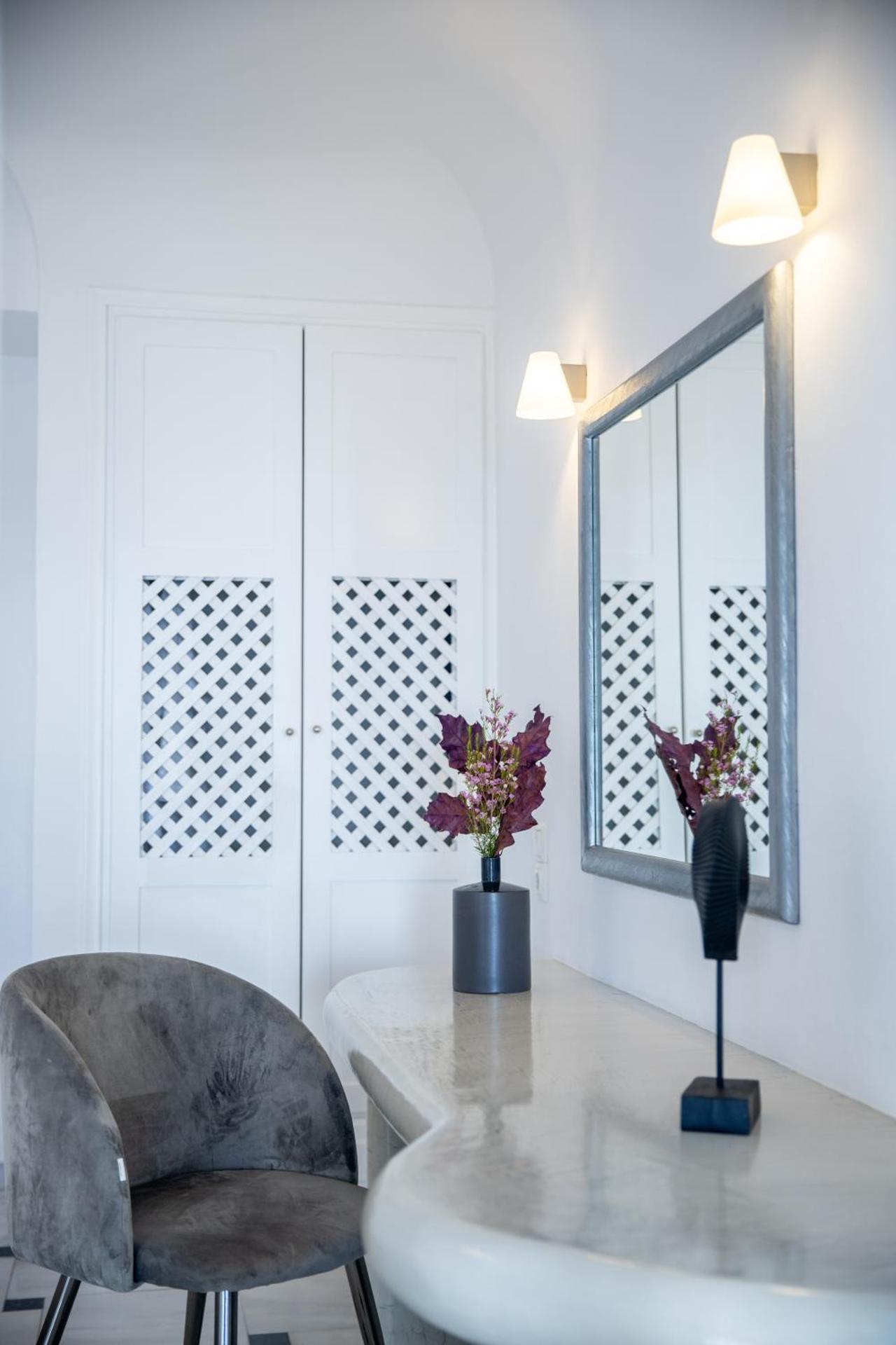Pegasus Suites & Spa - Photo 32