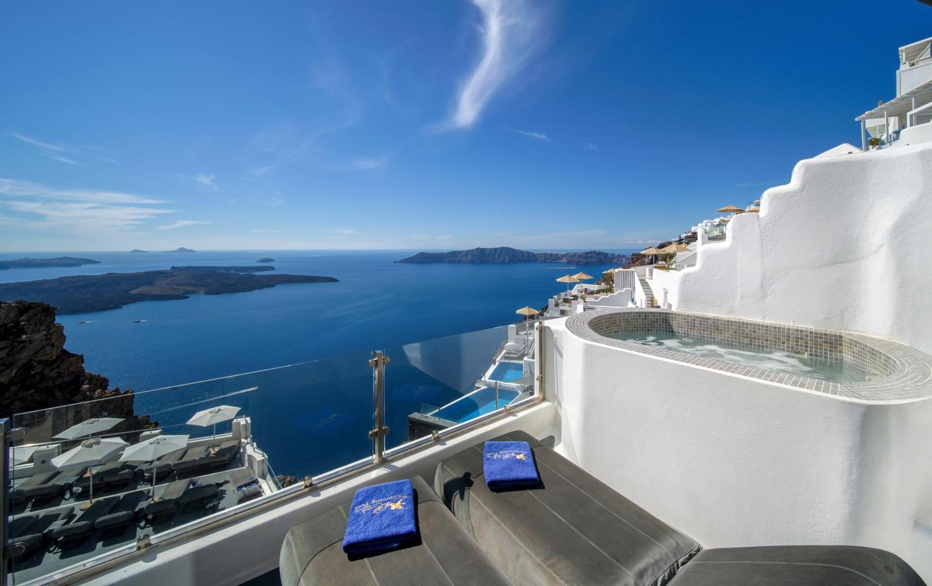 Pegasus Suites & Spa - Photo 41