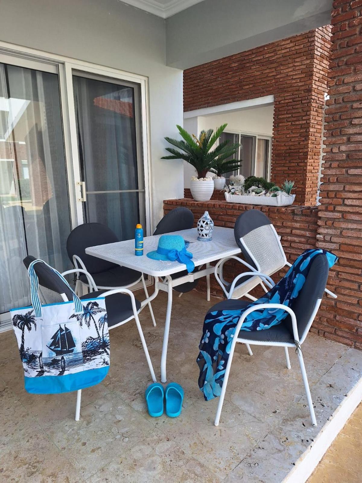 PASSION DEL CARIBE - CORAL VILLAGE 1 - modern and fully equipped apartments & suites in residence with pool and 24 hour security, close the beach, shops, bars, restaurants & entertainment - Photo 144