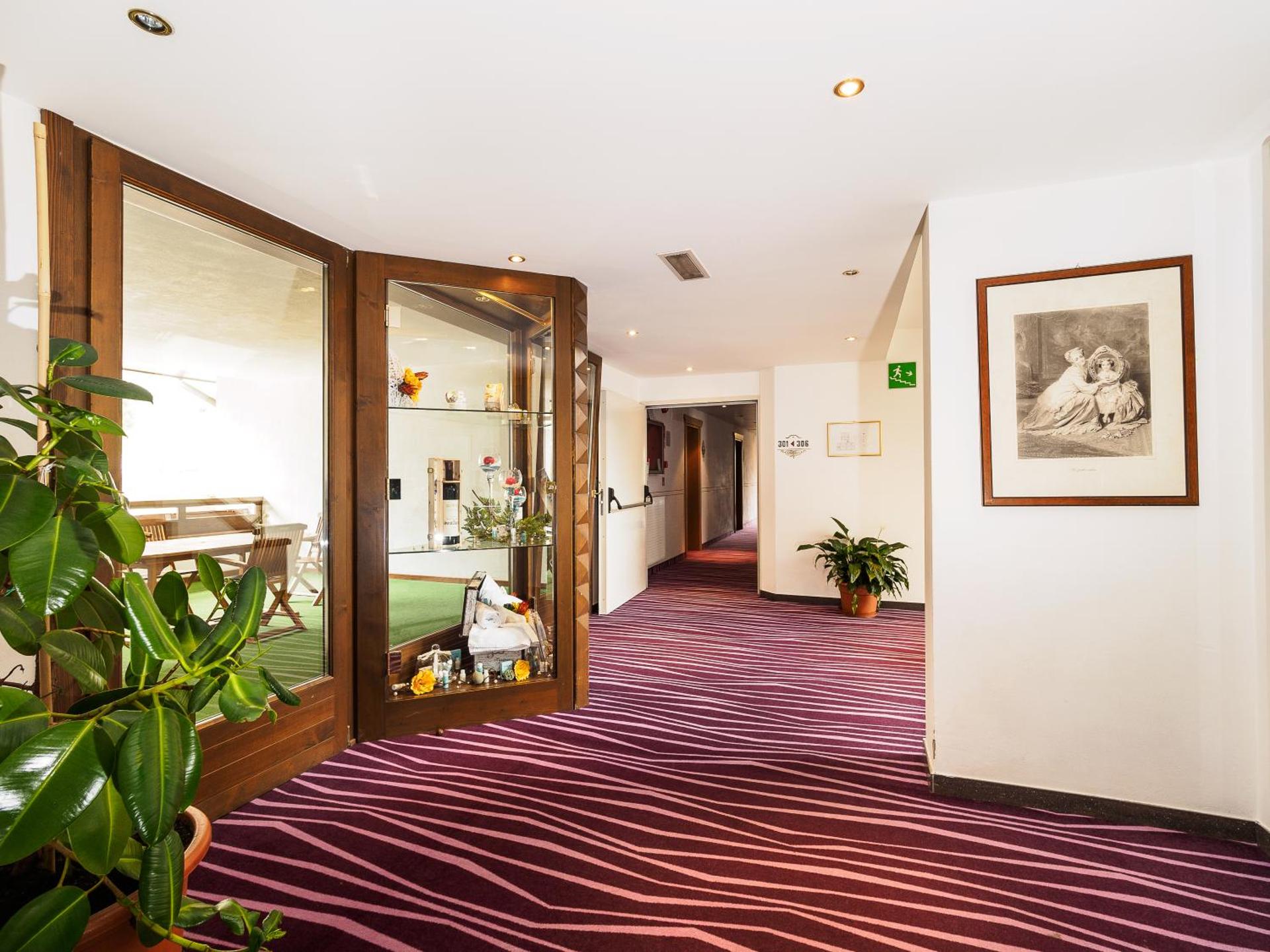 Hotel Santanton - Photo 32