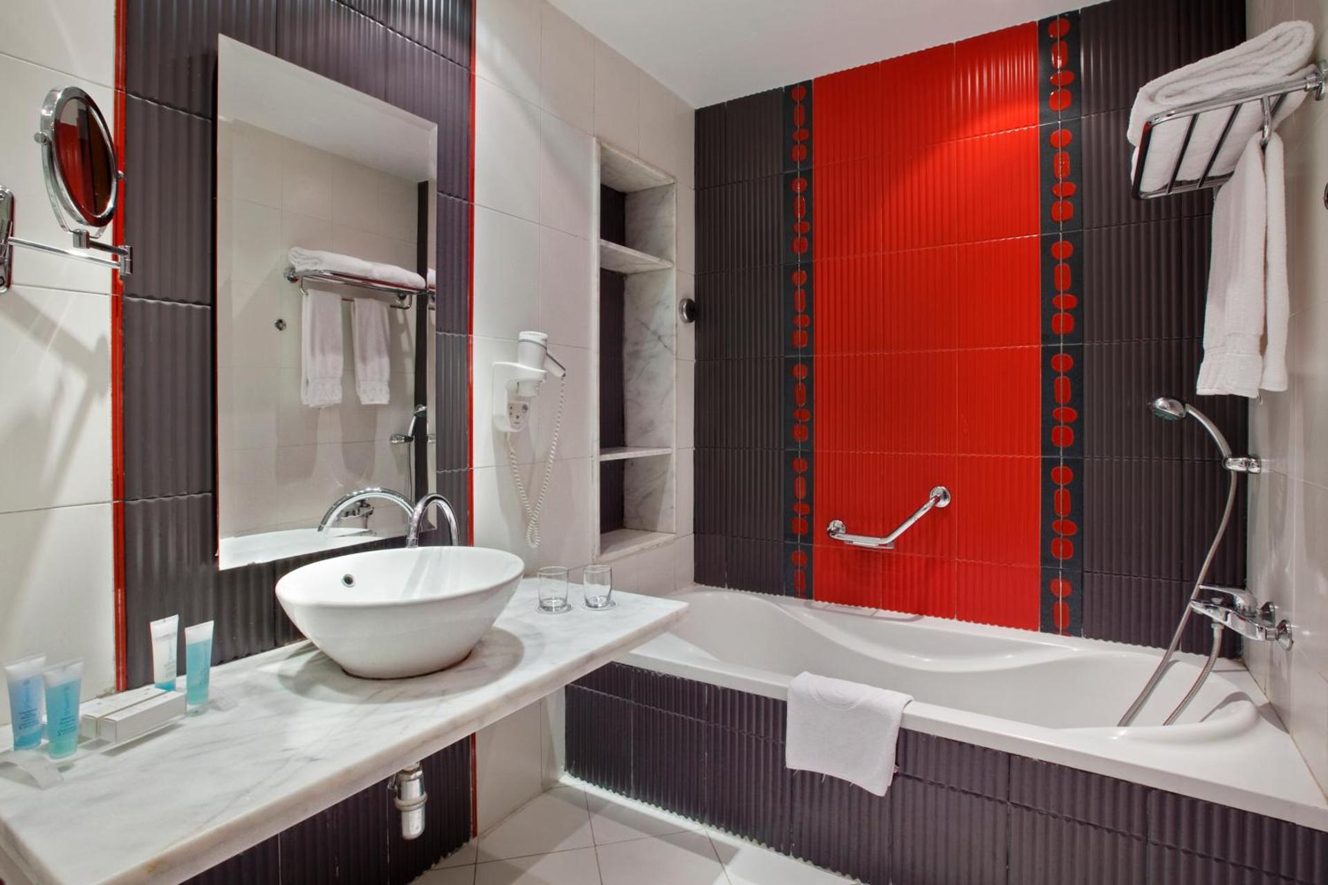 Hilton Alexandria Green Plaza - Photo 27