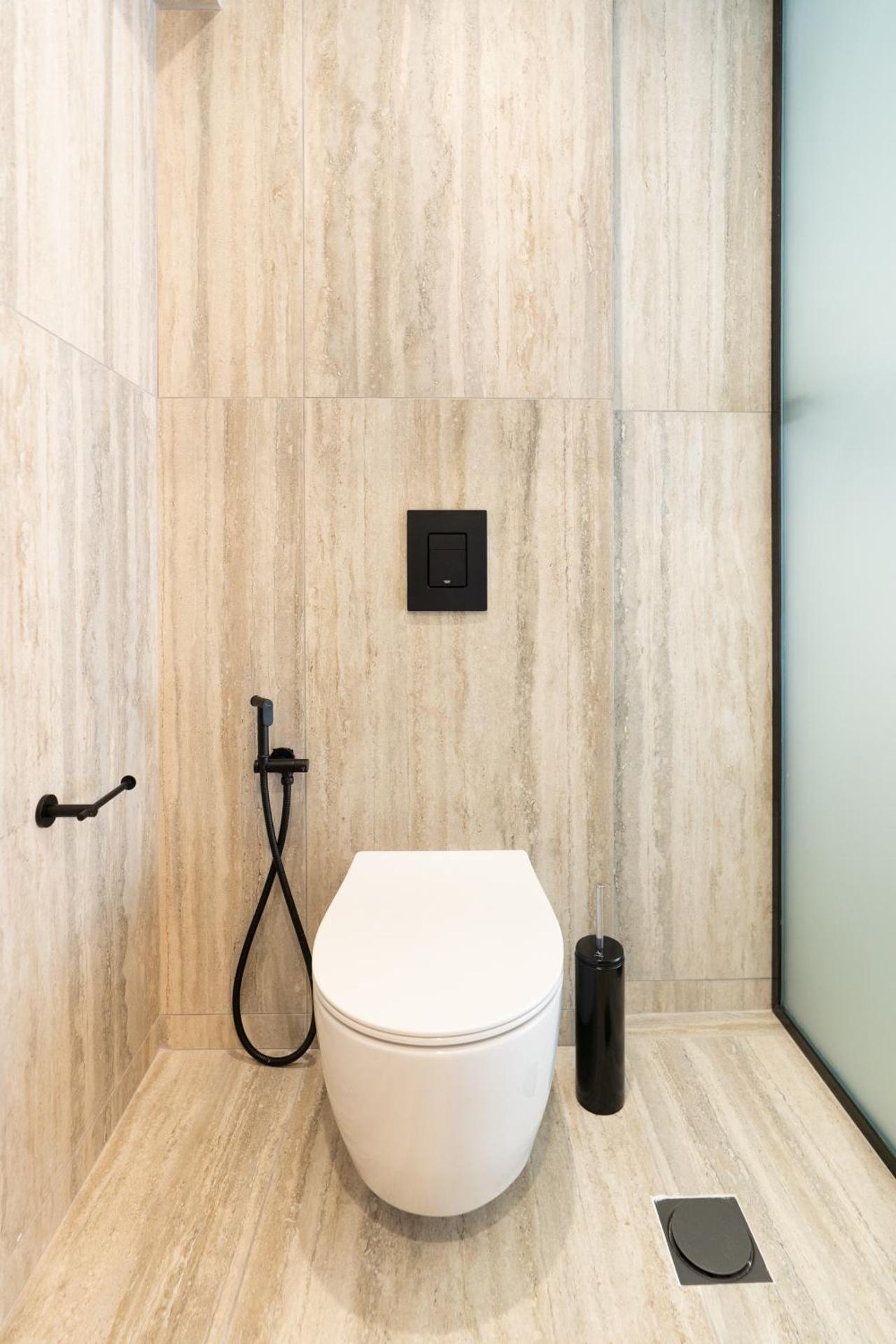 Vision Ermou Suites - Photo 12