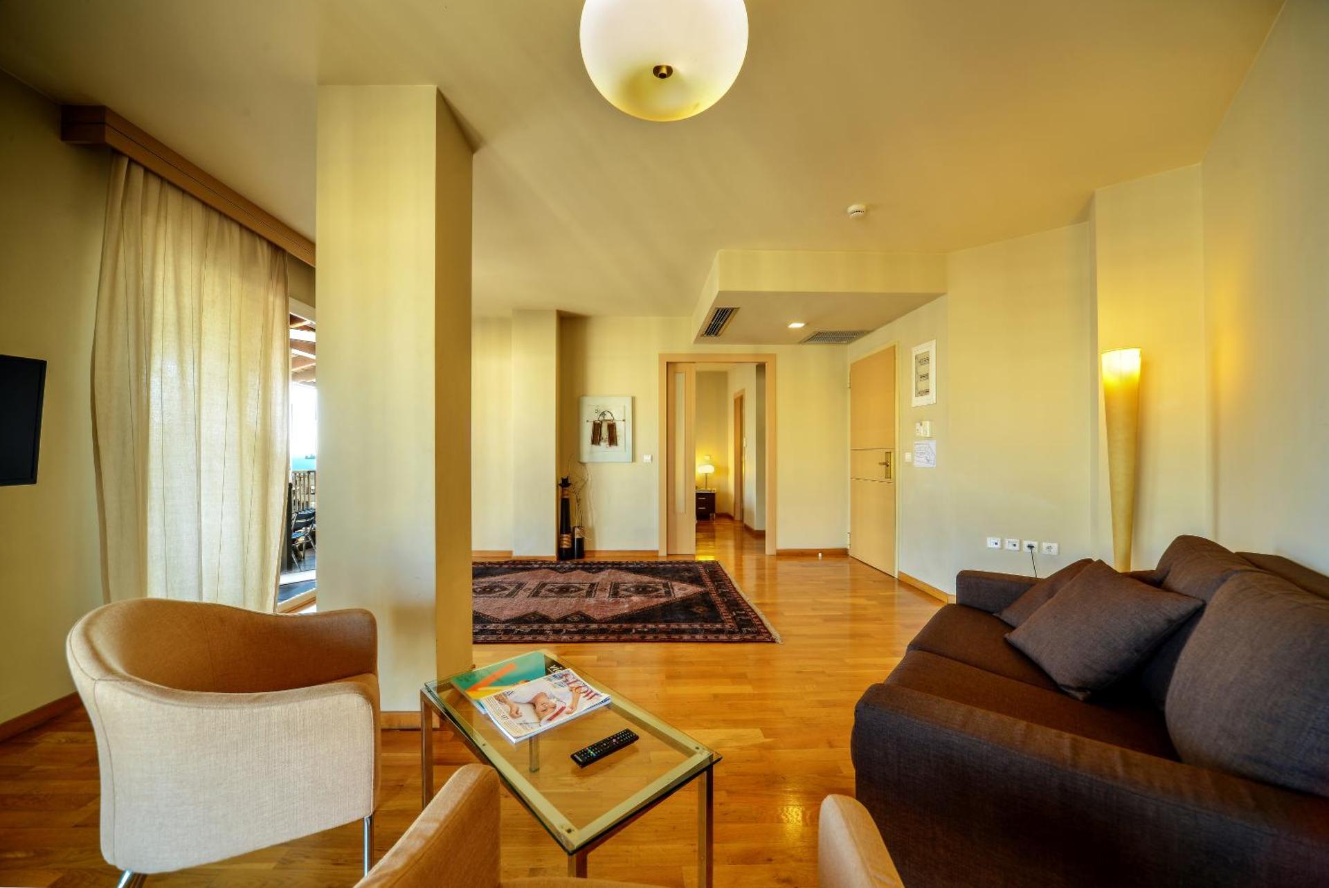 Astoria Hotel Thessaloniki - Photo 95