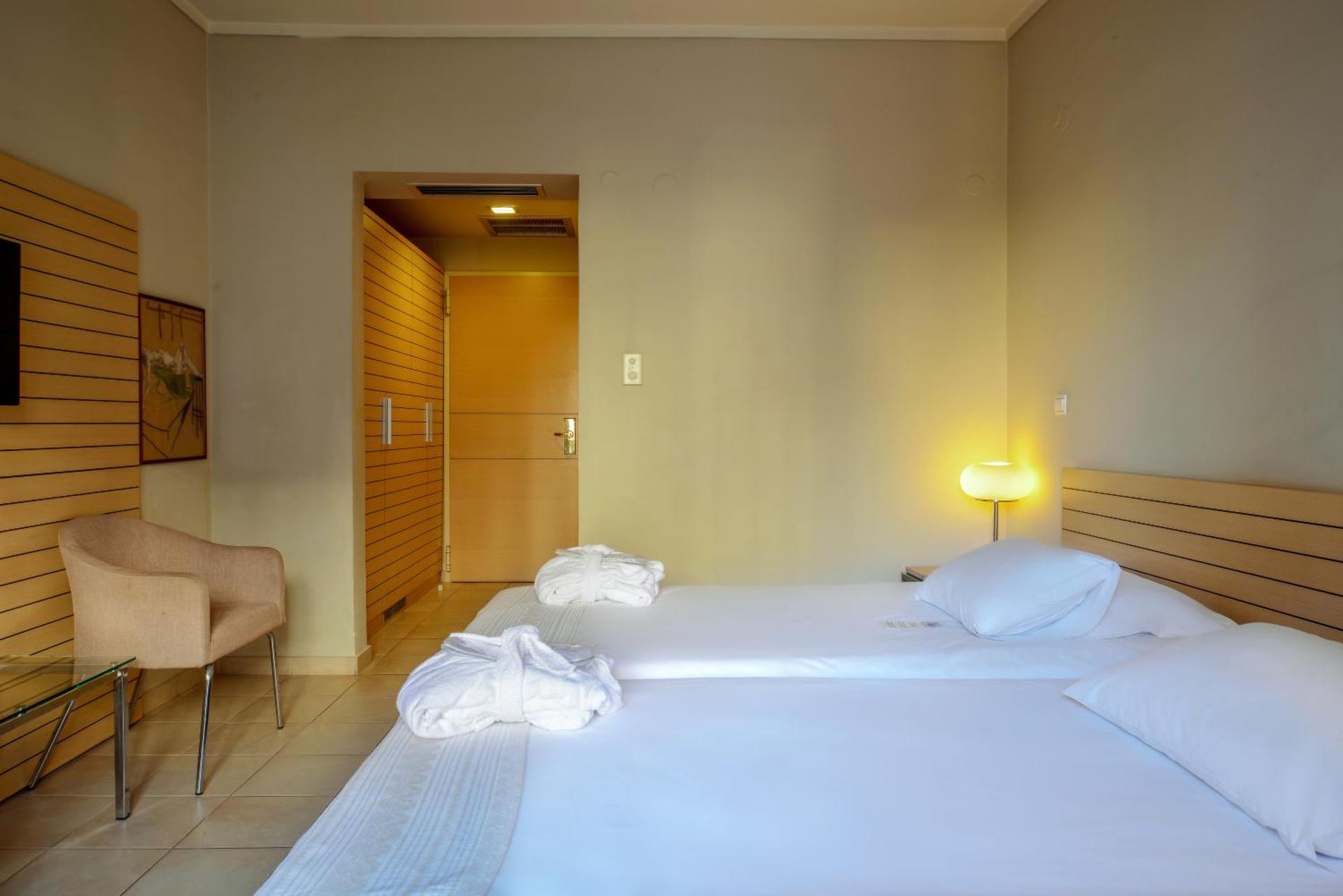 Astoria Hotel Thessaloniki - Photo 59