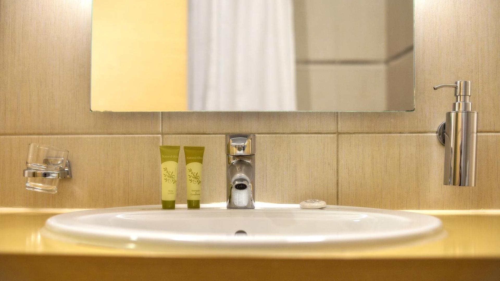 Astoria Hotel Thessaloniki - Photo 68