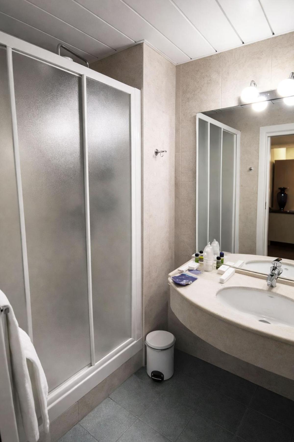 LVG Hotel Collection - La Bussola - Photo 2