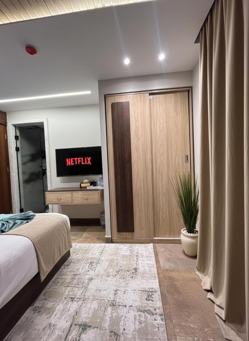 New Blue Pyramids Cave - Photo 8