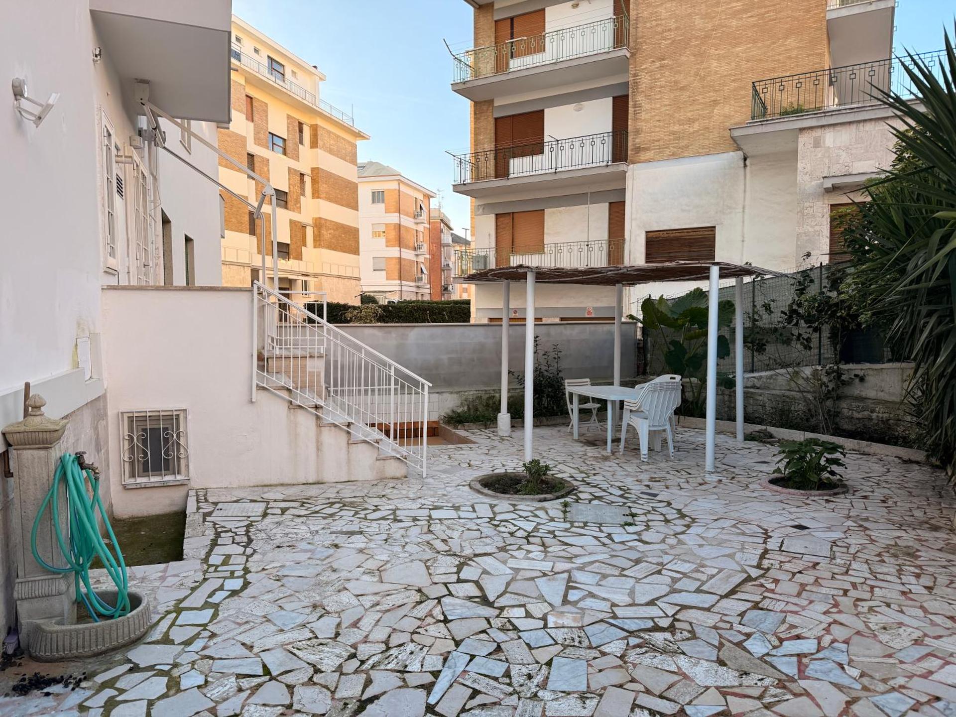 Casa Perla, lussuoso ed elegante appartamento con cortile a pochi passi dal mare - Photo 18