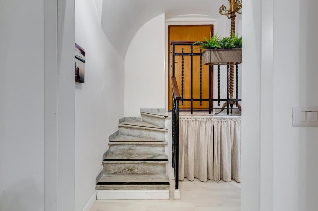 Villa Borghese Modern Apartment - Photo 13