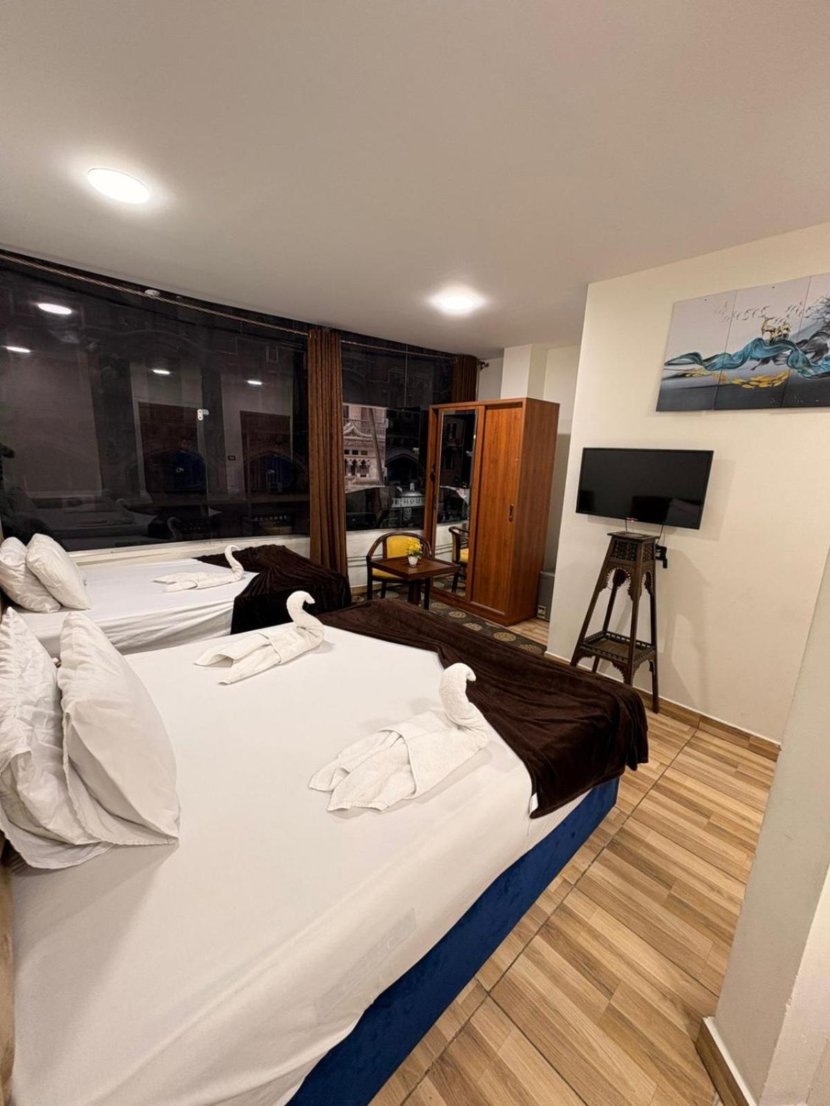 Revento Hotel DownTown,Adly - Photo 2