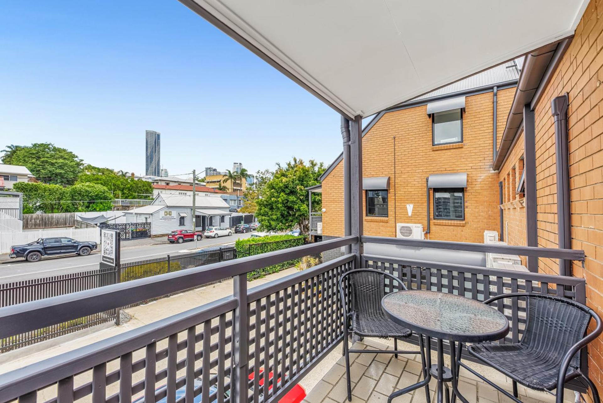 Spring Hill Inn - Photo 35